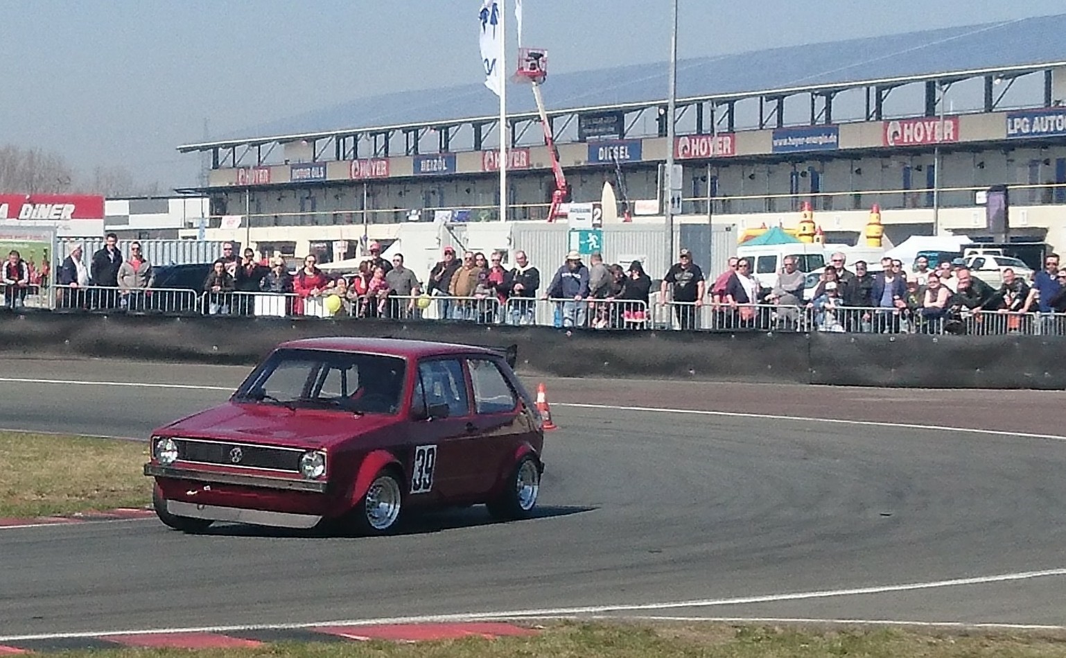 VW Golf 1 mit TH-Line in 13 Zoll